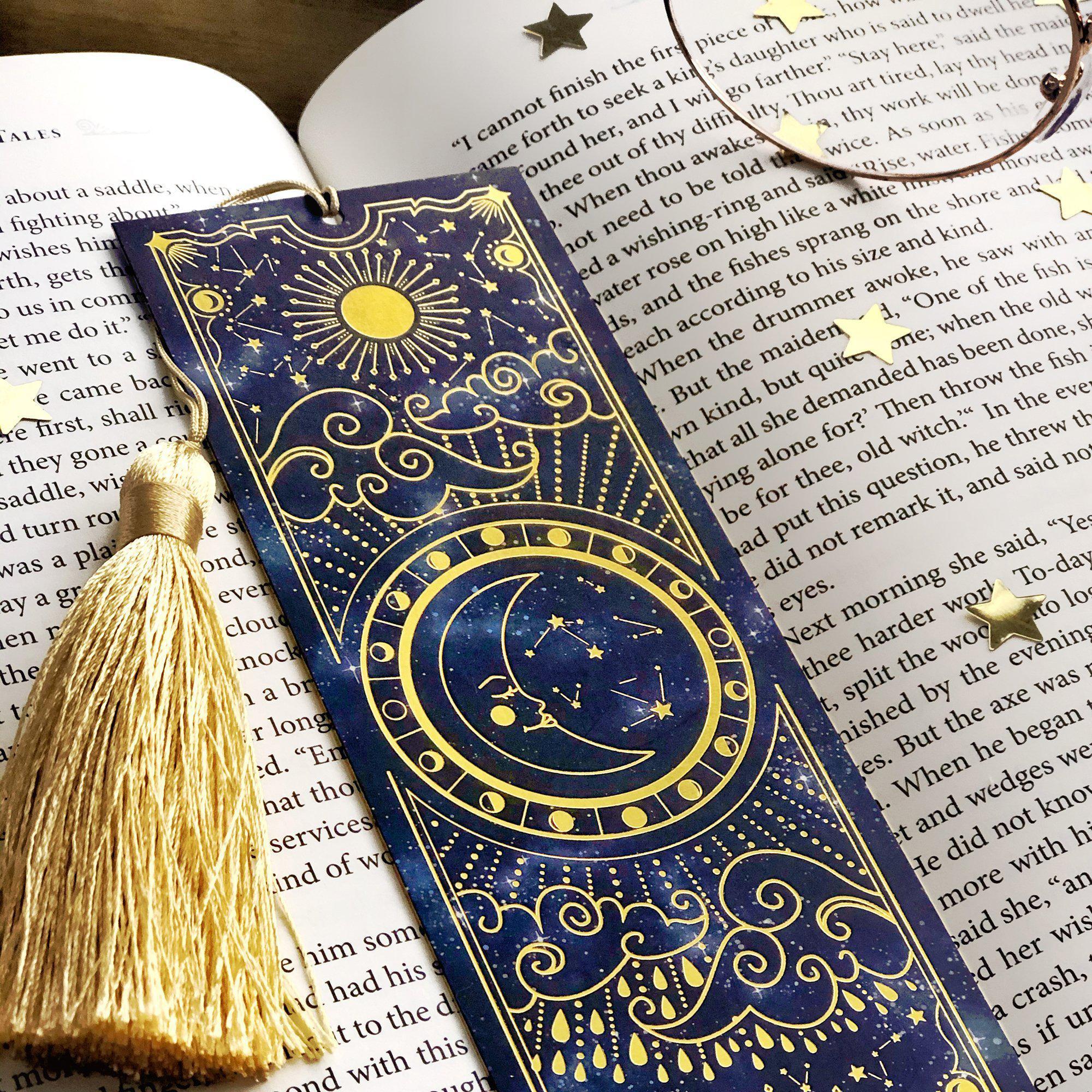La Lune Bookmark