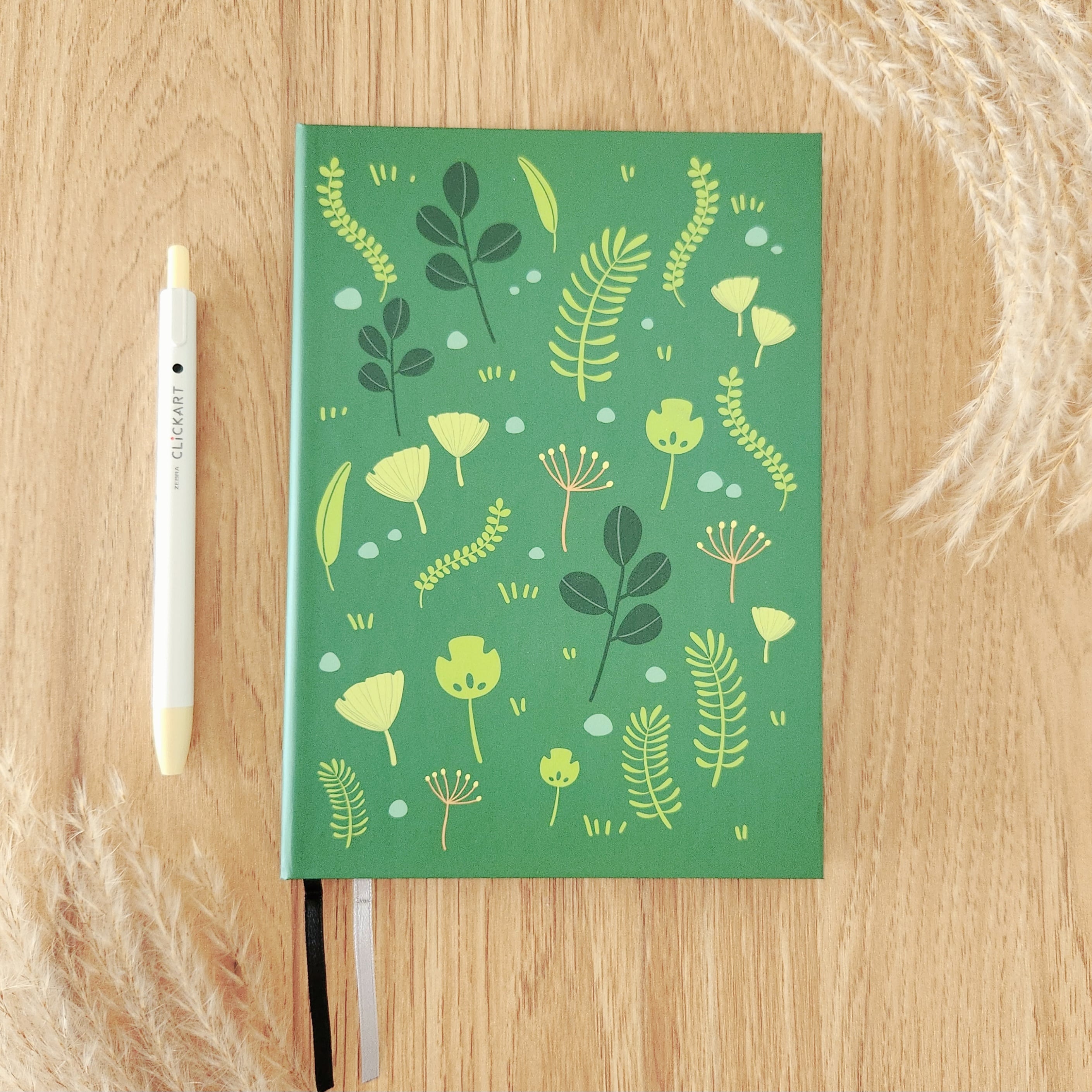 Memmo A5 Dotted Notebook with 100gsm dot grid paper and green hardcover - Paper Kooka Australia