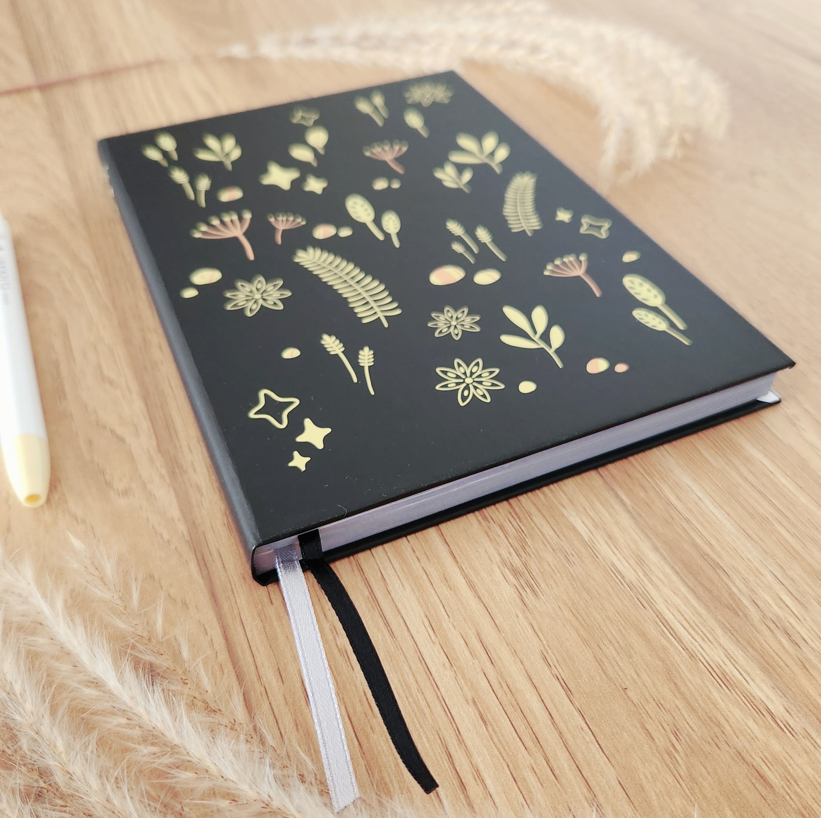 Apothecar Dotted Notebook by MEMMO 152 pages - Paper Kooka Australia